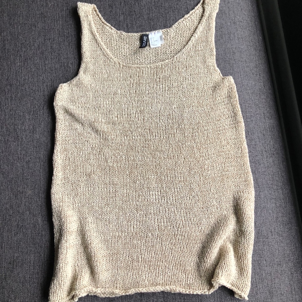 Knit tank.